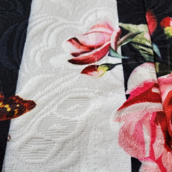 CUSTOM MADE ELGANT DRESS ROSES, BUTTERFLIES AND STRIPES 6-8T - Picture 10 of 10